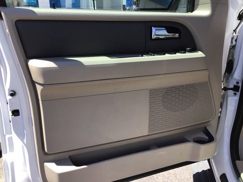 Used 2012 Ford Expedition XL image 10