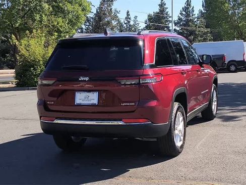 New 2025 Jeep Grand Cherokee Laredo X w/ Luxury Tech Group I image 8
