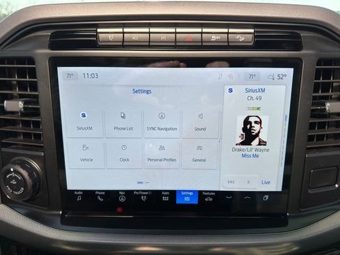 Used 2024 Ford F150 Lariat w/ FX4 Off-Road Package image 32