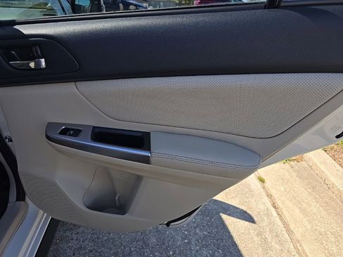 Used 2015 Subaru Crosstrek 2.0i Limited image 30