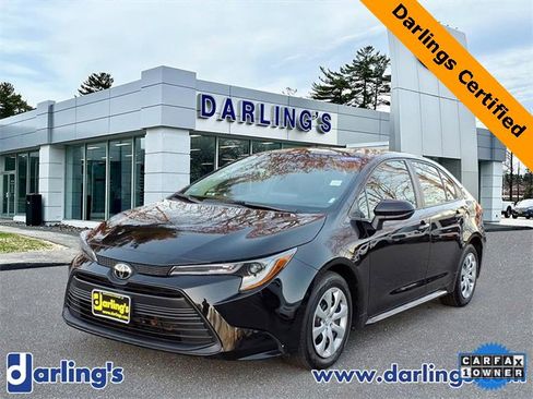 Used 2023 Toyota Corolla LE image 1