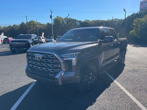 Used 2024 Toyota Tundra Platinum image 3