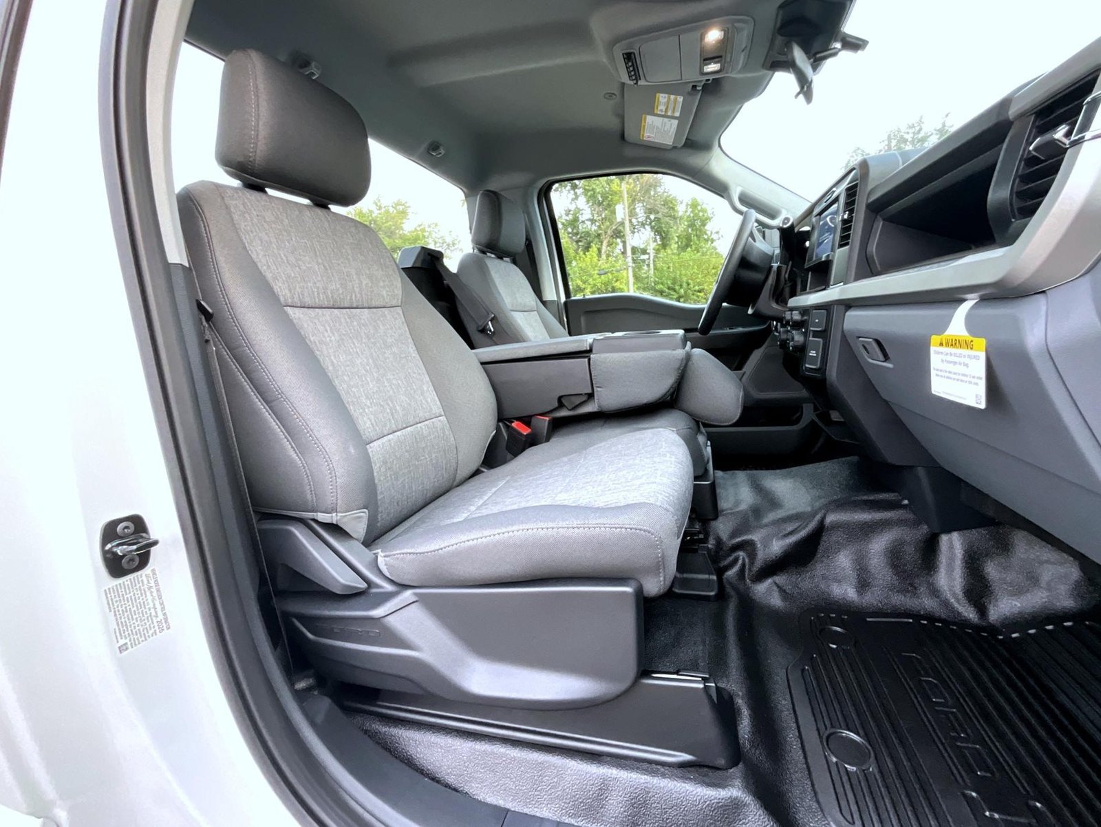 New 2026 Ford F550 4x4 Regular Cab Super Duty image 16