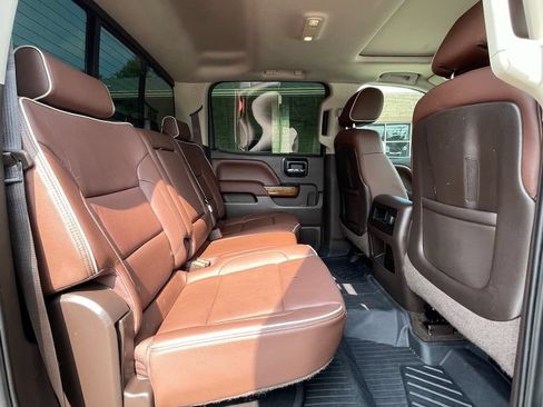 Used 2015 Chevrolet Silverado 1500 High Country w/ High Country Premium Package RWD image 29