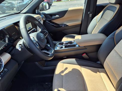 New 2026 Chevrolet Equinox ACTIV w/ Safety and Technology Package image 12