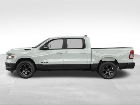 Used 2022 RAM 1500 Big Horn AWD/4WD image 3