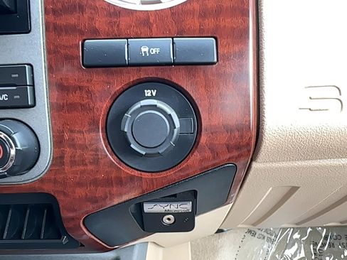 Used 2012 Ford F250 King Ranch w/ King Ranch w/Chrome Pkg image 12