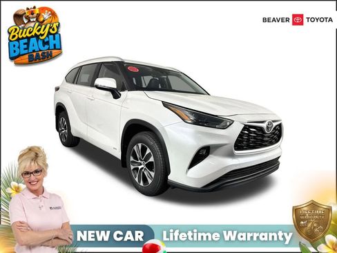 New 2026 Toyota Highlander XLE AWD/4WD image 1