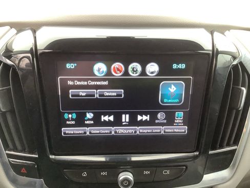 Used 2018 Chevrolet Traverse LT image 15