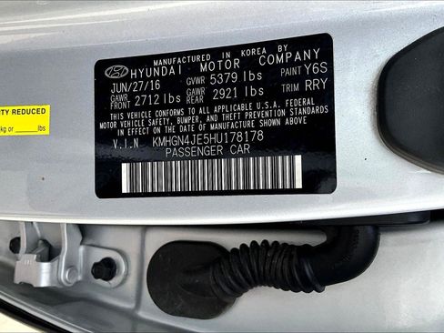 Used 2017 Genesis G80 3.8 w/ Option Group 03 image 43