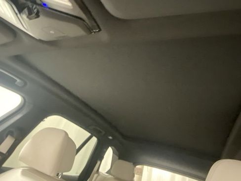 Used 2022 BMW X5 xDrive40i w/ Premium Package image 25