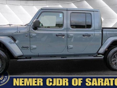 New 2026 Jeep Gladiator Sport AWD/4WD image 6
