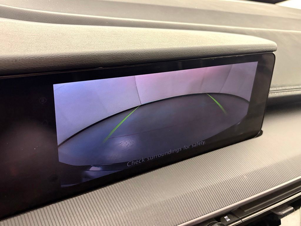 Certified 2025 Nissan Murano SV FWD image 25
