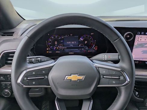 Used 2025 Chevrolet Tahoe LT AWD/4WD image 30