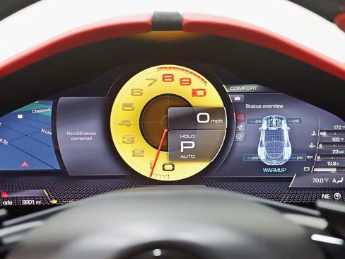 Used 2022 Ferrari Roma image 25