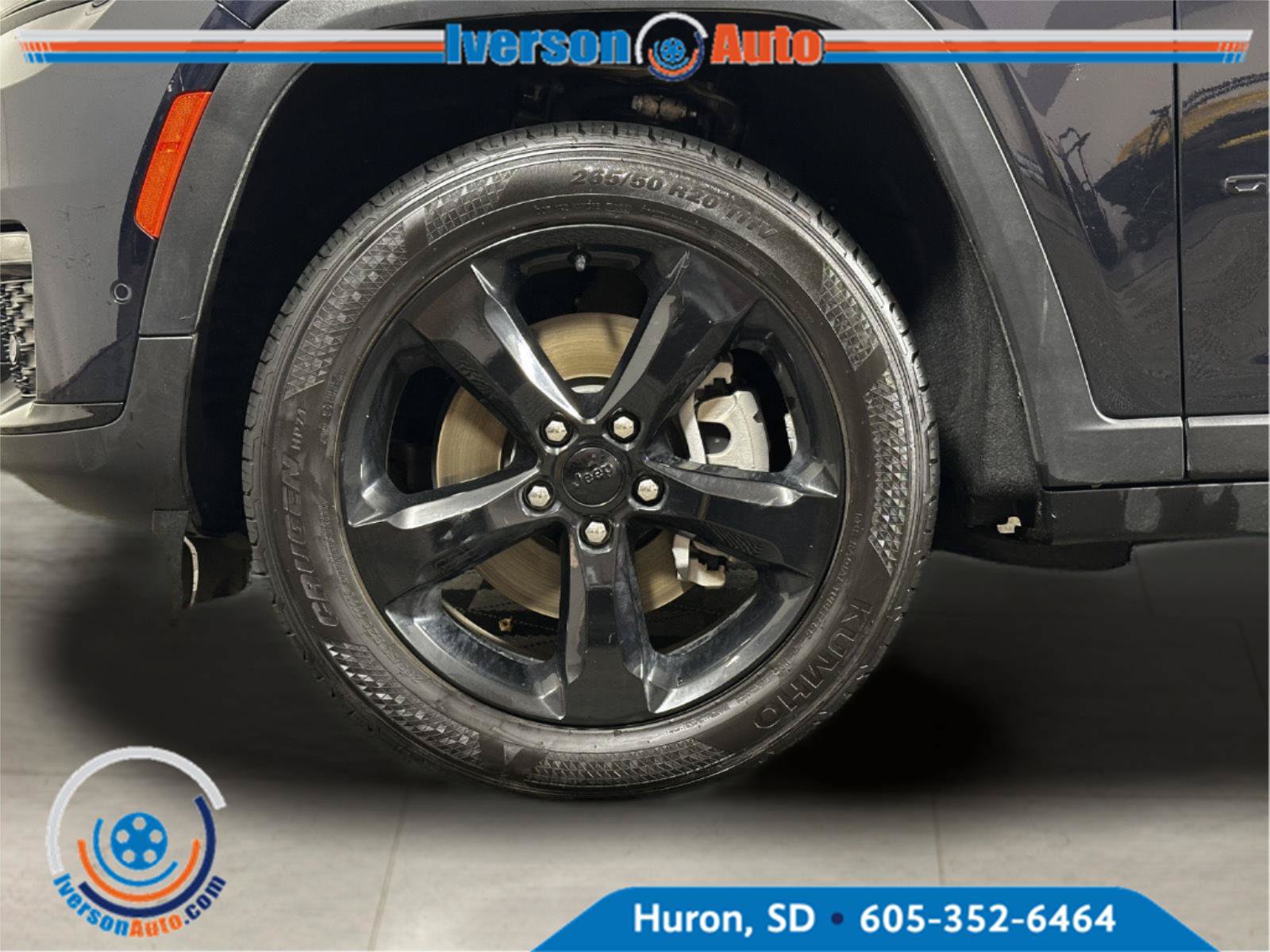 Used 2024 Jeep Grand Cherokee L Limited w/ Luxury Tech Group II AWD/4WD image 6