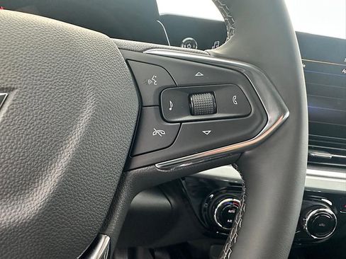New 2025 Chevrolet Trax LT w/ Driver Confidence Package image 18
