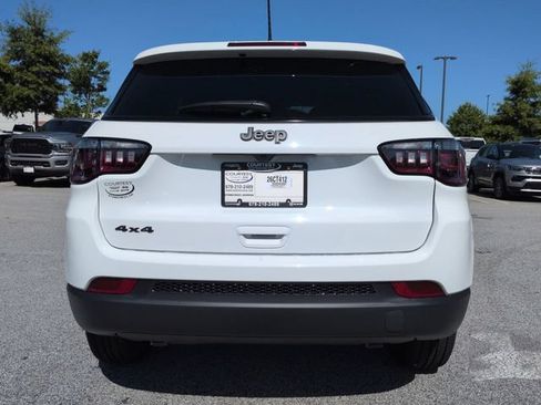 New 2026 Jeep Compass Latitude AWD/4WD image 5