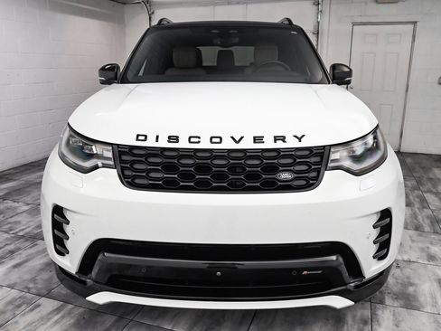Used 2023 Land Rover Discovery HSE R-Dynamic image 2