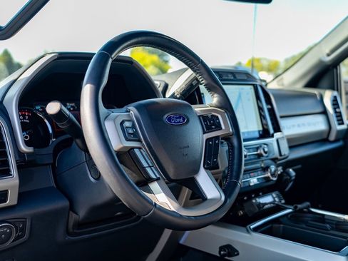 Used 2022 Ford F350 Lariat w/ Lariat Ultimate Package image 15