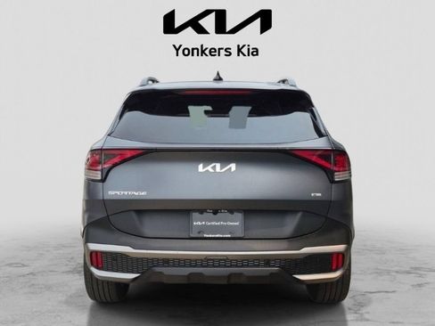 Used 2023 Kia Sportage X-Line AWD/4WD image 7