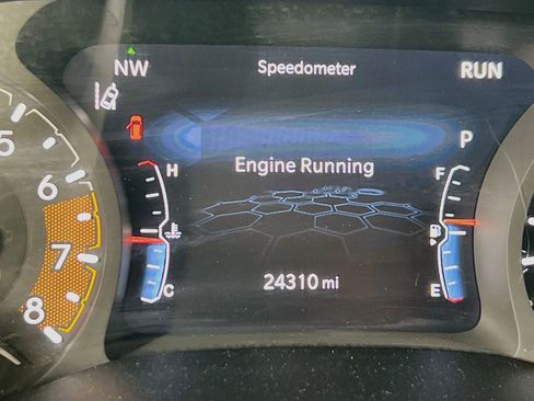 Used 2023 Jeep Compass Trailhawk AWD/4WD image 12