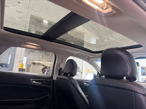 Used 2018 Ford Edge SEL w/ Equipment Group 201A image 16