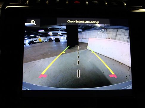 New 2025 Jeep Grand Cherokee Altitude image 18