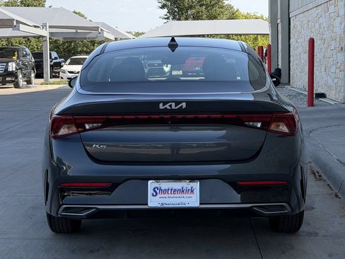 Used 2022 Kia K5 LXS FWD image 11