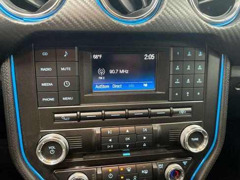 Used 2017 Ford Mustang Coupe RWD image 14