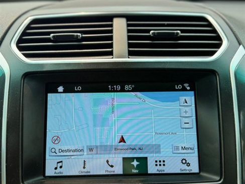 Used 2017 Ford Explorer Limited w/ Equipment Group 301A AWD/4WD image 23