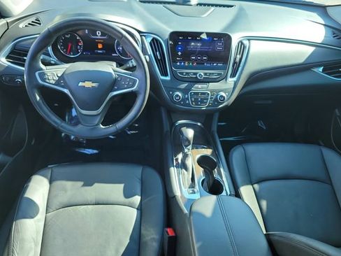 Used 2022 Chevrolet Malibu Premier image 16