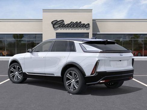 New 2026 Cadillac Lyriq Premium Luxury w/ LPO, Floor Liner Package AWD/4WD image 3