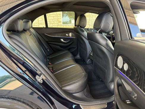 Used 2017 Mercedes-Benz E 300 image 37