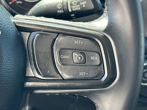 Used 2022 Jeep Gladiator Sport AWD/4WD image 28