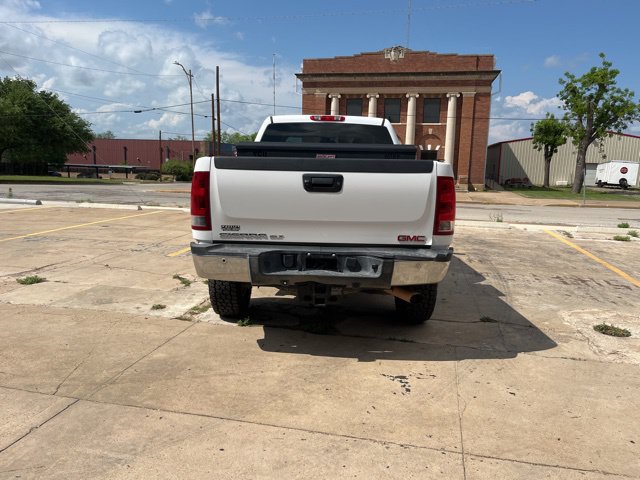 Used 2013 GMC Sierra 2500 SLT w/ Entertainment Package AWD/4WD image 4