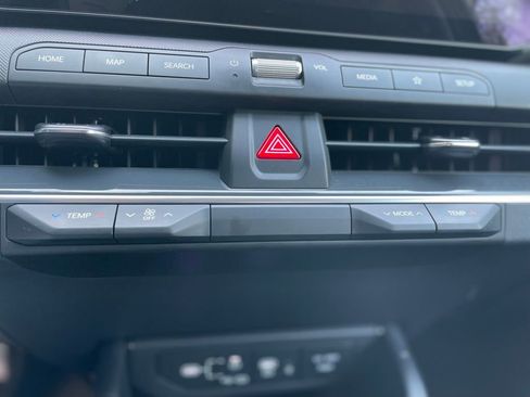 Certified 2025 Kia K4 EX image 15