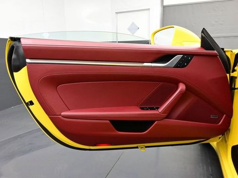 Certified 2024 Porsche 911 Carrera S RWD image 7