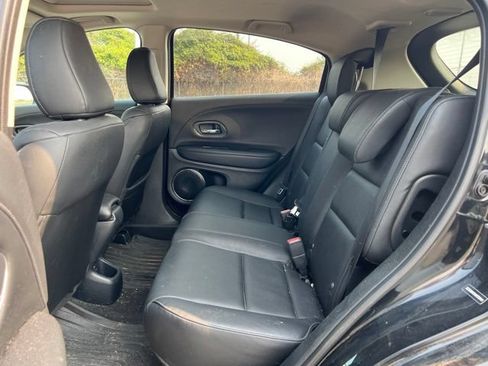 Used 2017 Honda HR-V EX-L image 13
