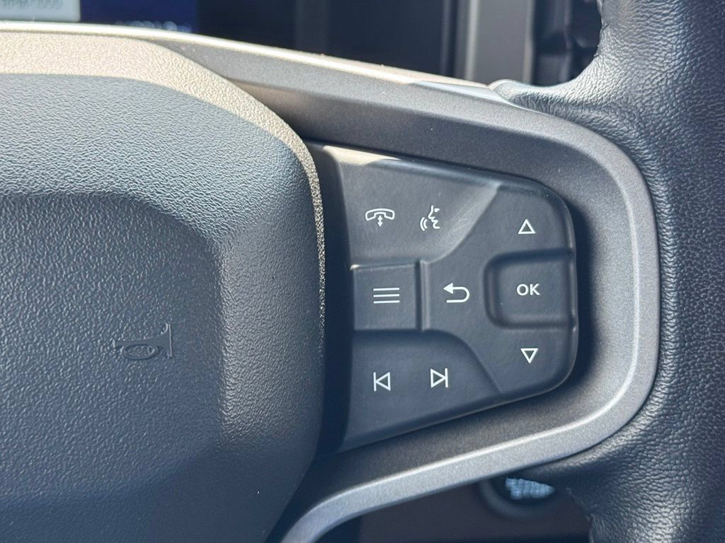 Used 2023 Ford Bronco Outer Banks AWD/4WD image 11
