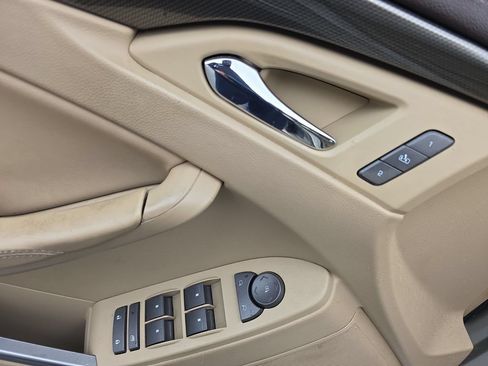 Used 2013 Cadillac CTS Luxury RWD image 17