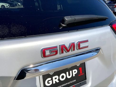 Used 2022 GMC Terrain SLE w/ Driver Convenience Package image 95