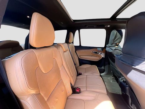 Used 2019 Volvo XC90 T6 Inscription w/ Advanced Package AWD/4WD image 32