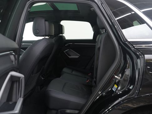 Used 2025 Audi Q3 2.0T Premium image 17