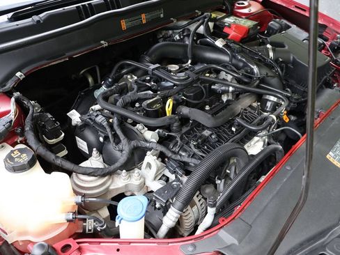 Used 2020 Ford Fusion SE w/ Equipment Group 151A FWD image 15