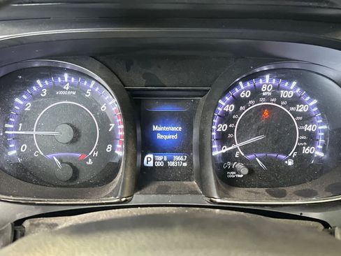 Used 2016 Toyota Avalon Limited w/ Toyota Safety Sense Package image 23