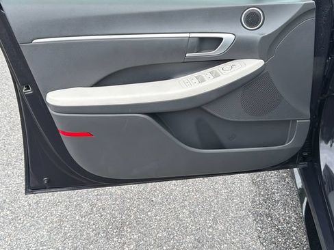 Used 2025 Hyundai Sonata SEL FWD image 10