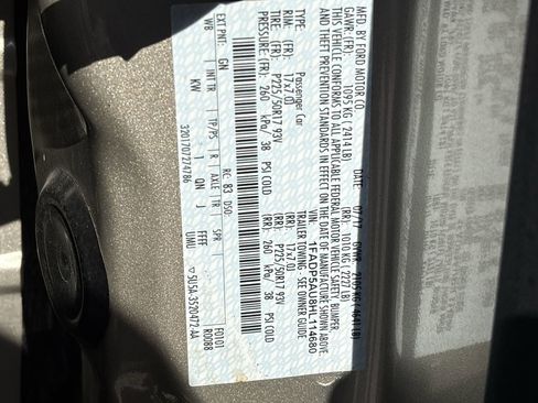 Used 2017 Ford C-MAX SE image 32