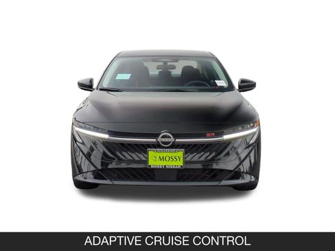 New 2026 Nissan Sentra SR w/ Floor Mat Package image 4