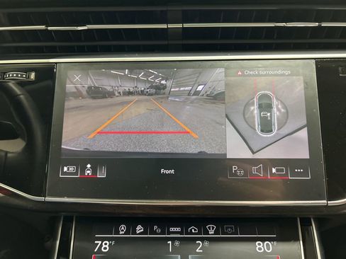 Used 2023 Audi Q8 Prestige image 19